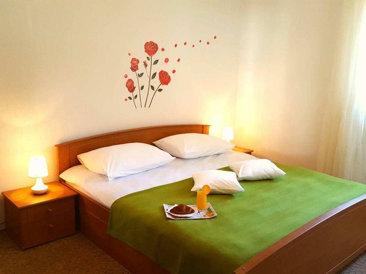 Apartmani Bezma 볼 외부 사진