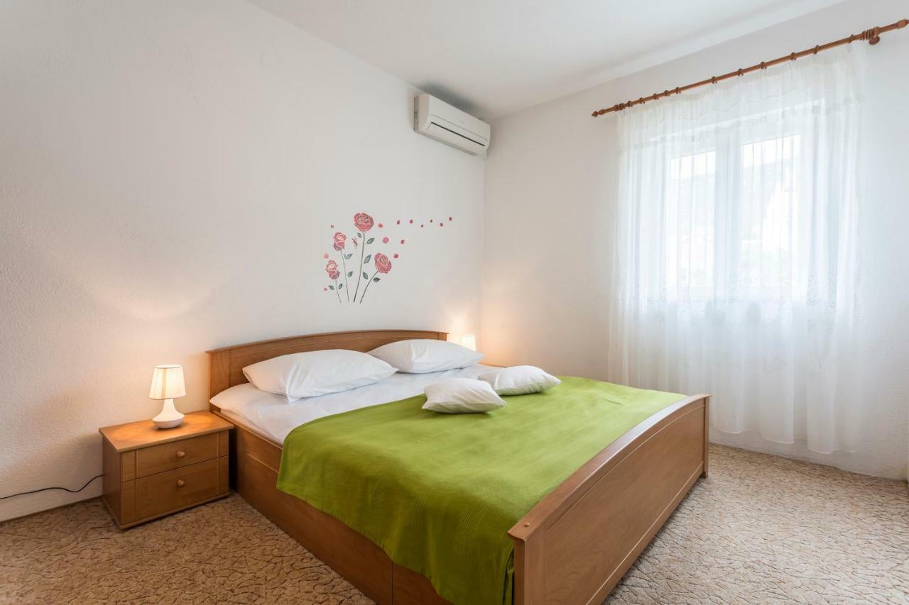 Apartmani Bezma 볼 외부 사진