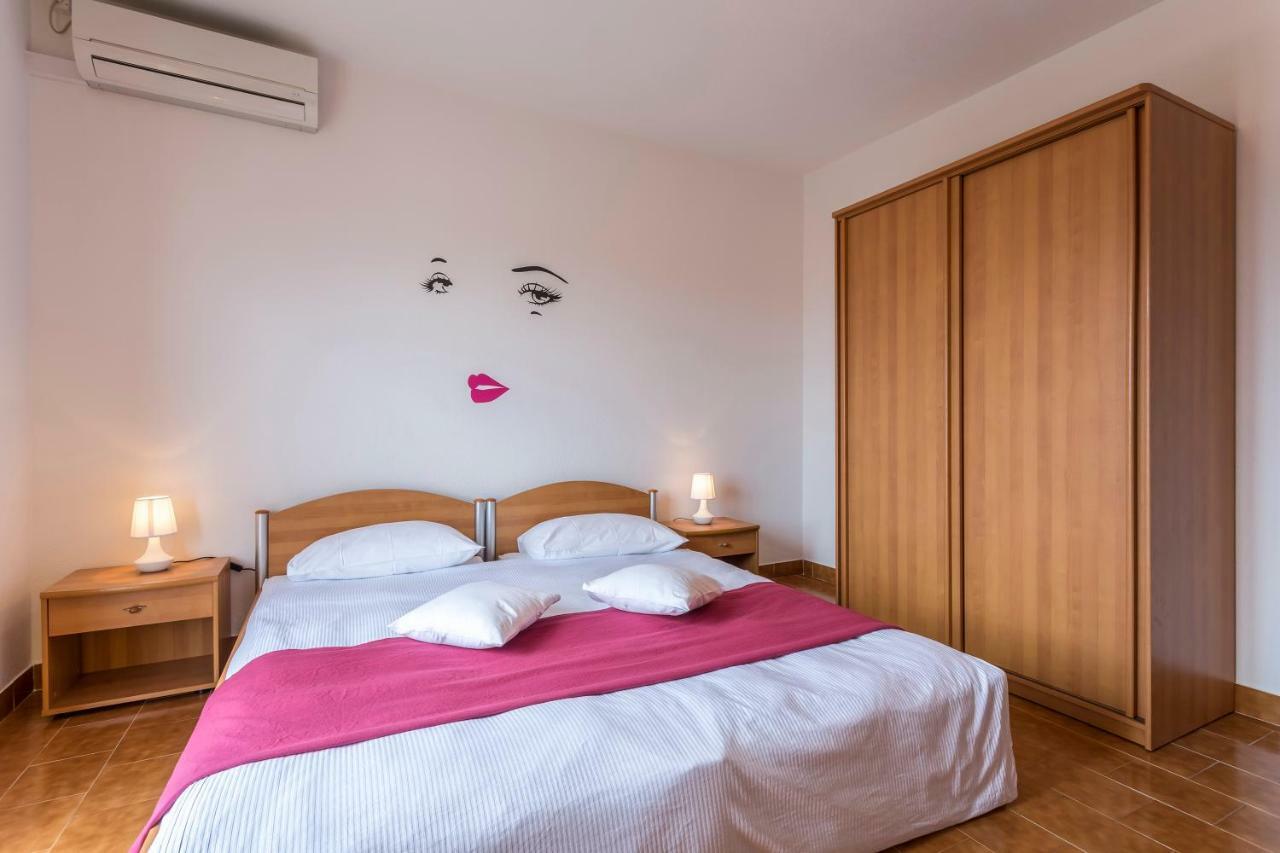 Apartmani Bezma 볼 외부 사진