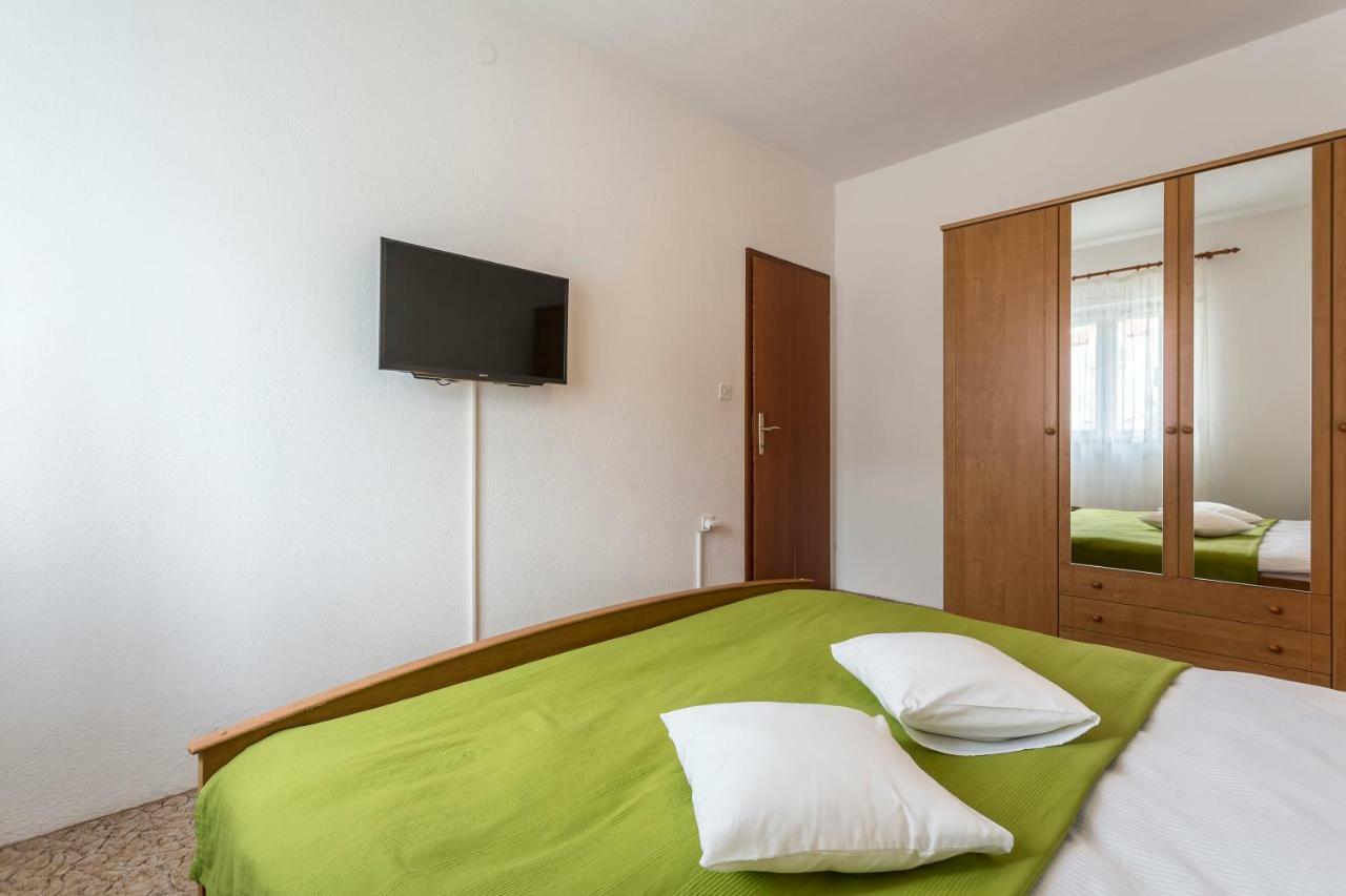 Apartmani Bezma 볼 외부 사진
