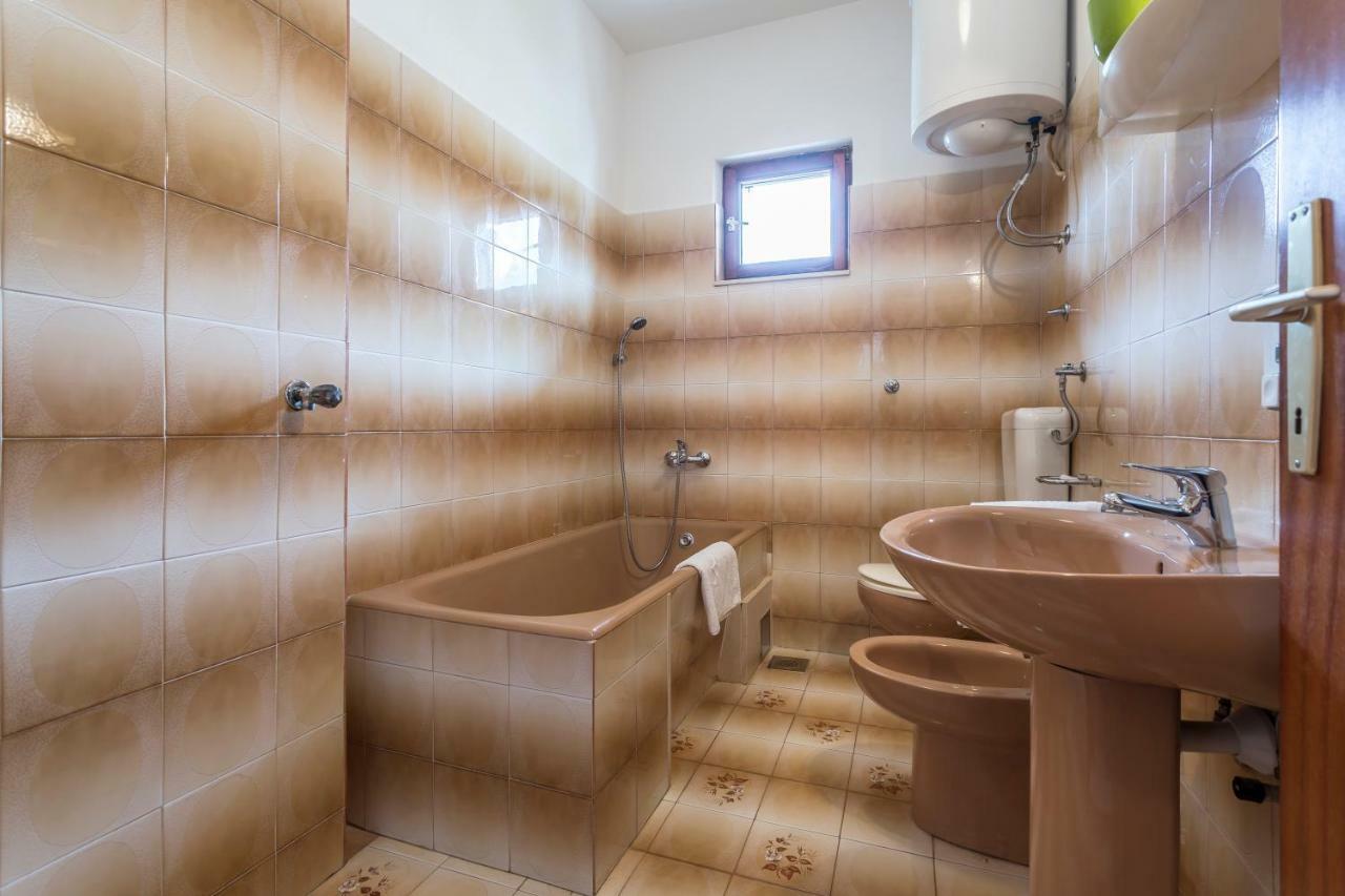 Apartmani Bezma 볼 외부 사진