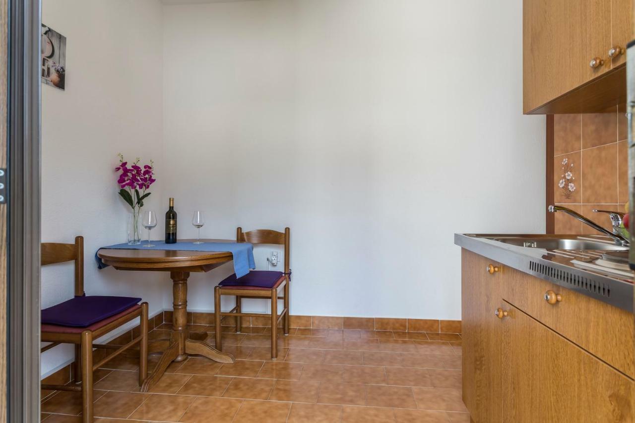 Apartmani Bezma 볼 외부 사진